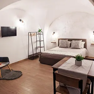 Ravi Suite, Romantico Rifinito Con Vasca A Vista Appartamento