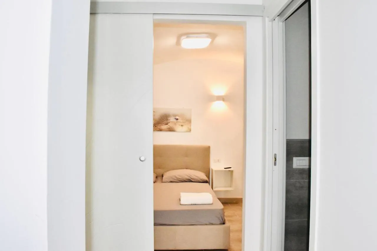 Miral One Apartamento Bari