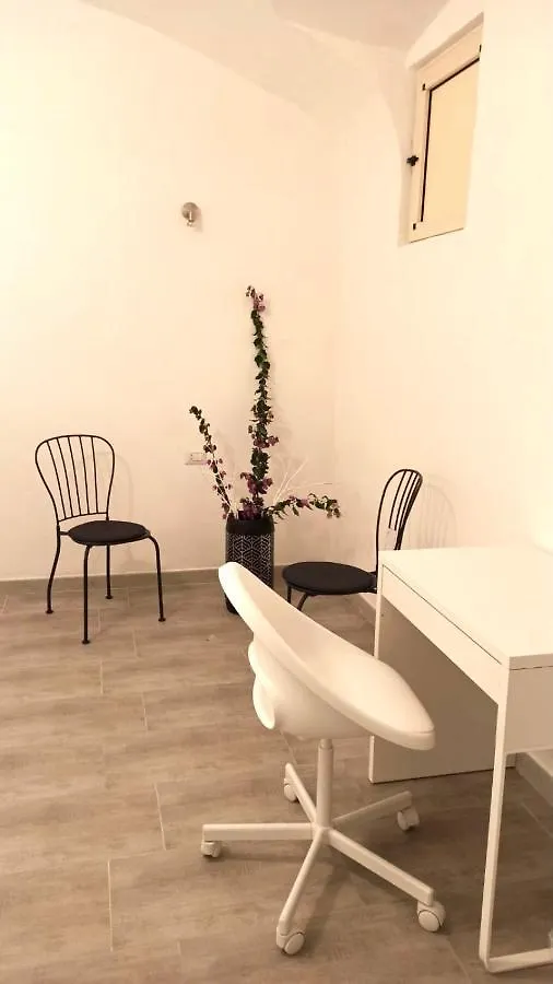 Miral One Apartamento Bari